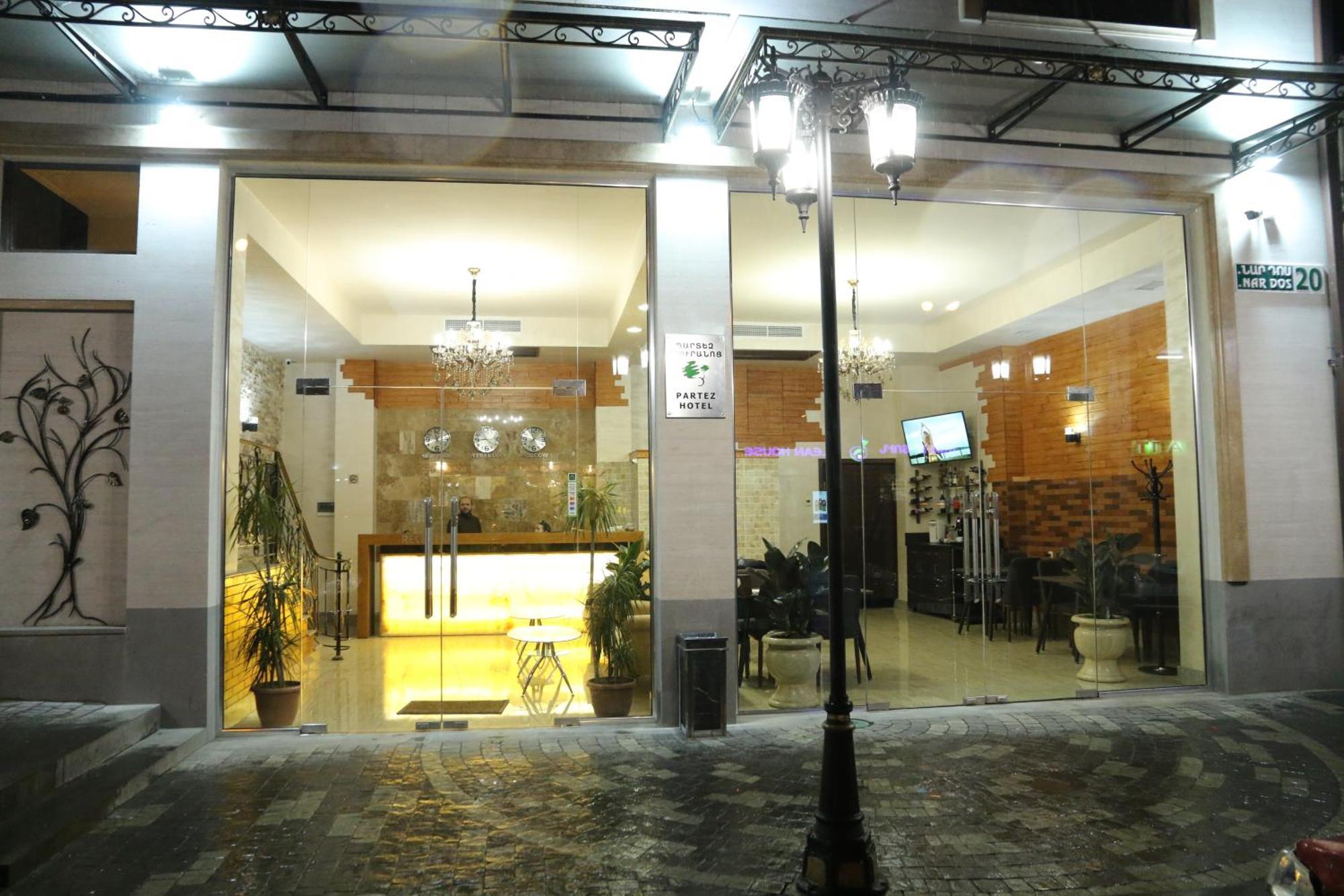 Partez Hotel Jereván Kültér fotó