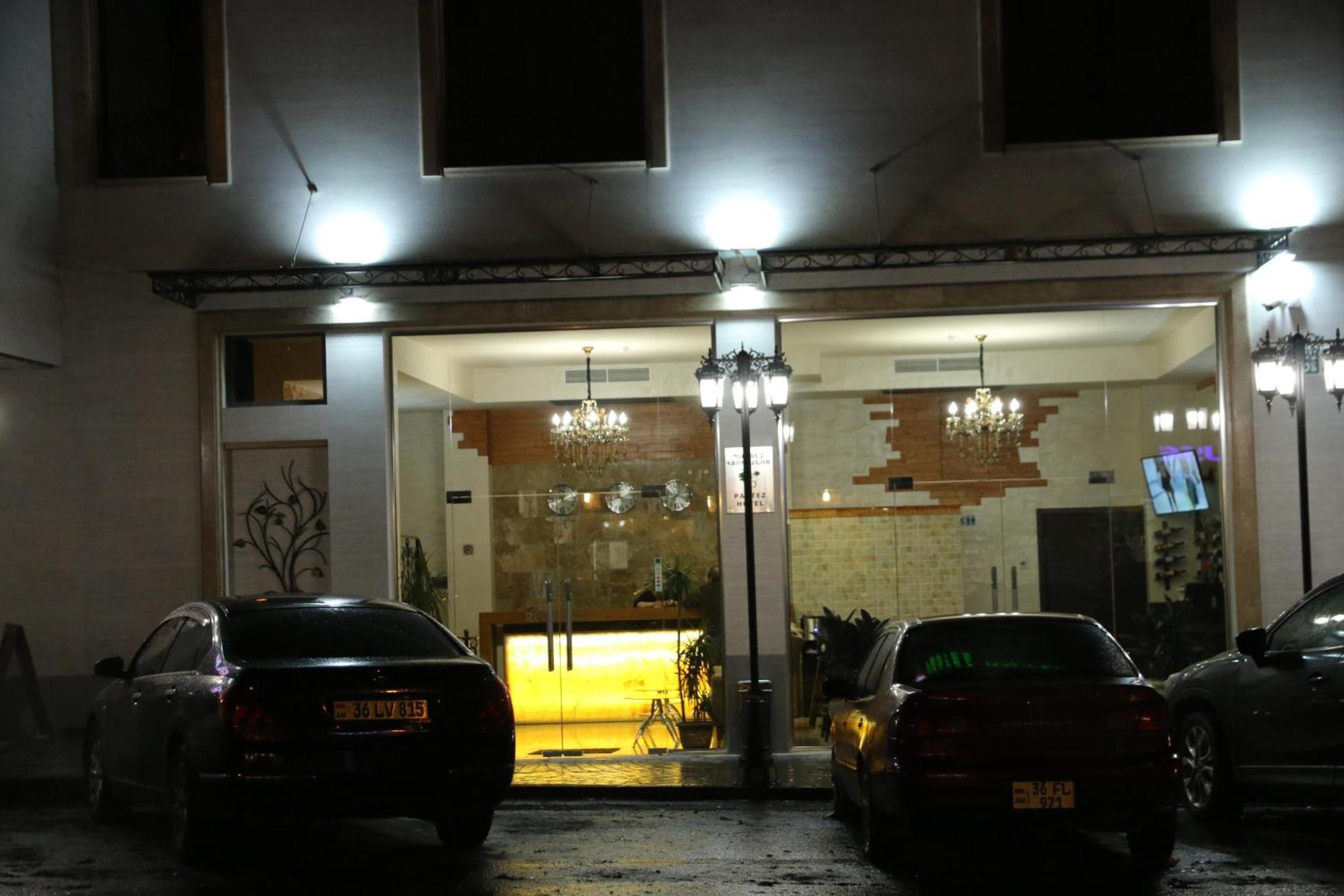 Partez Hotel Jereván Kültér fotó