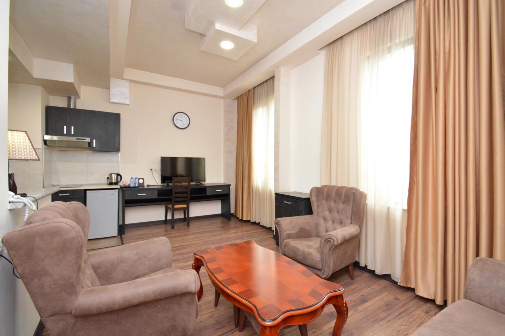 Partez Hotel Jereván Kültér fotó