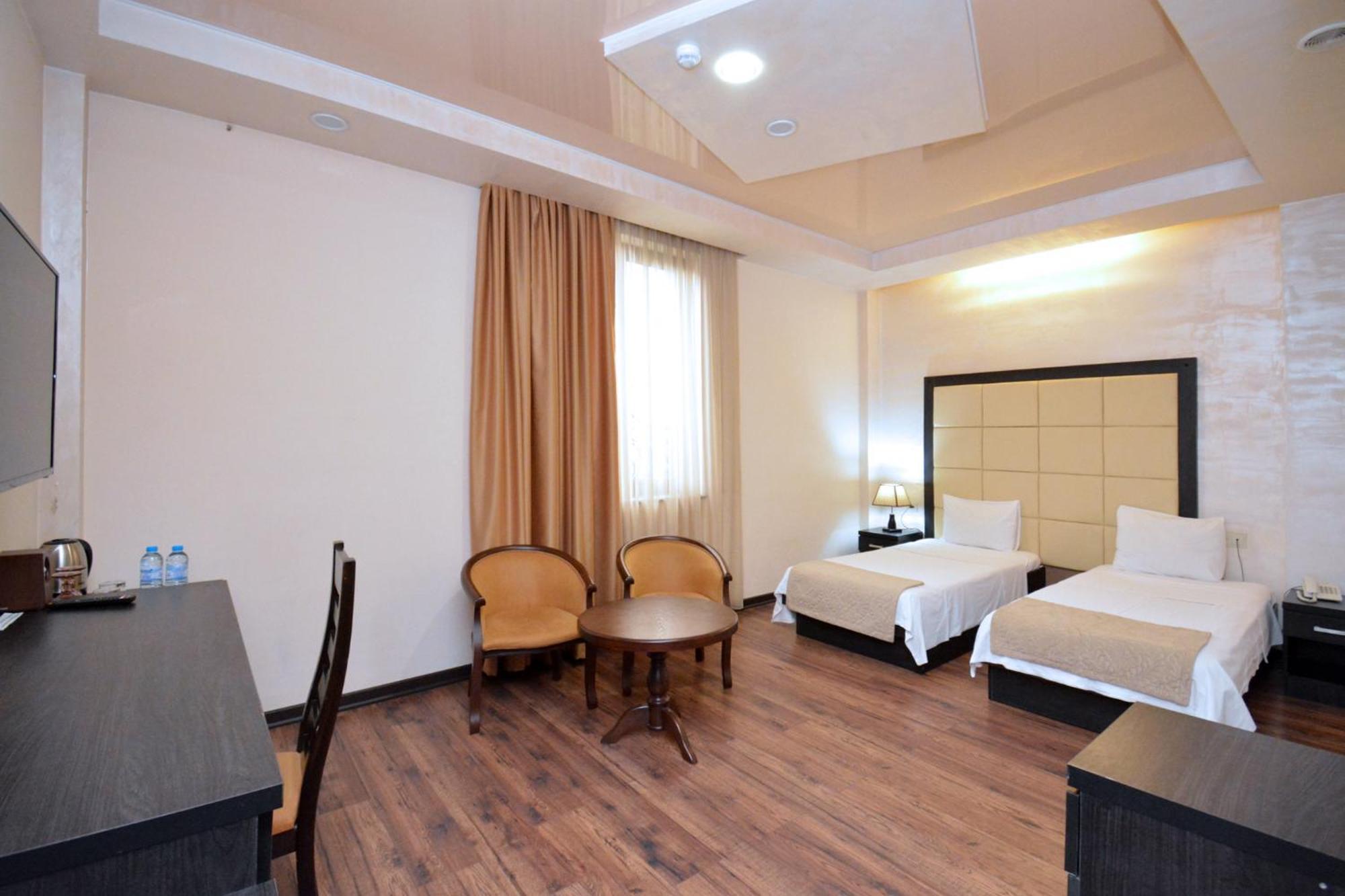 Partez Hotel Jereván Kültér fotó