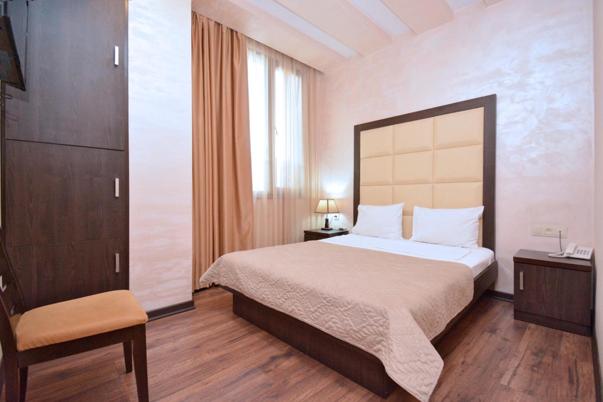 Partez Hotel Jereván Kültér fotó
